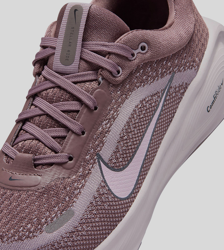 حذاء جري ستيلار رايد بشعار