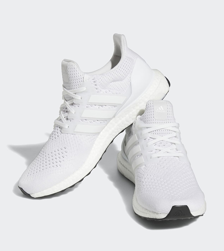 حذاء جري ULTRABOOST شبكي برباط