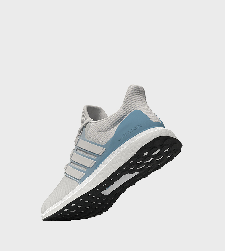 Adidas ultraboost got zip top