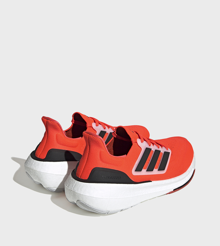 ULTRABOOST 23