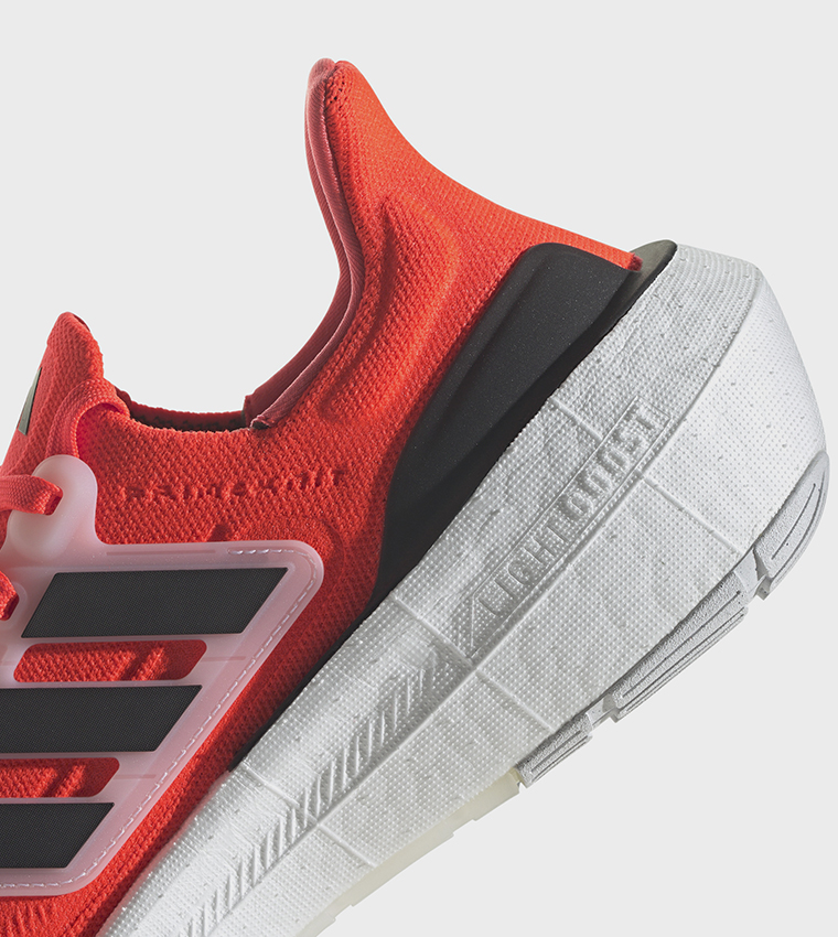 ULTRABOOST 23