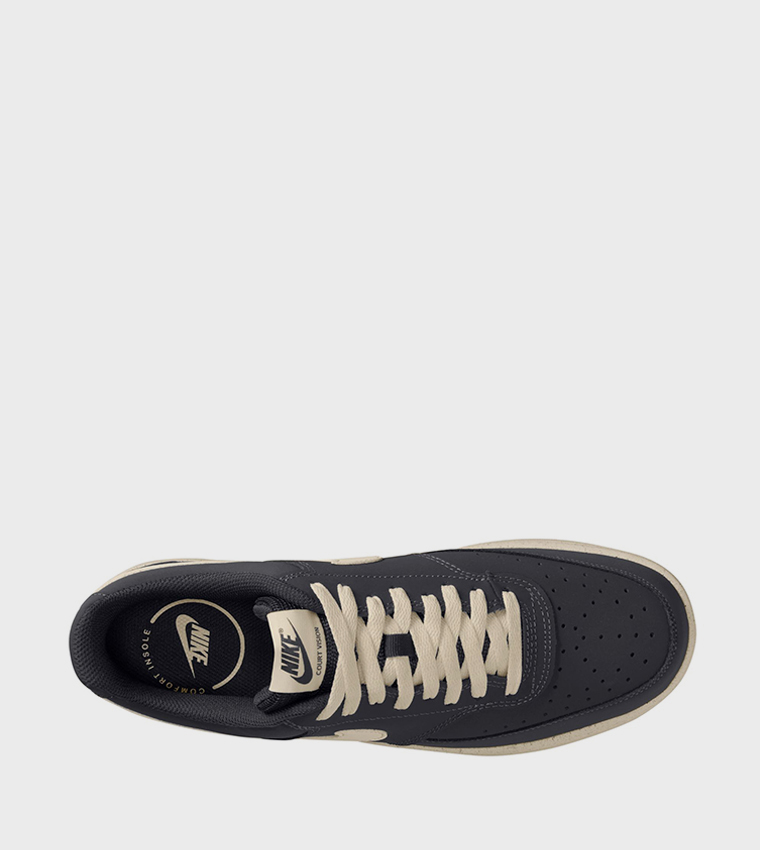 سنيكرز كورت فيجن برباط