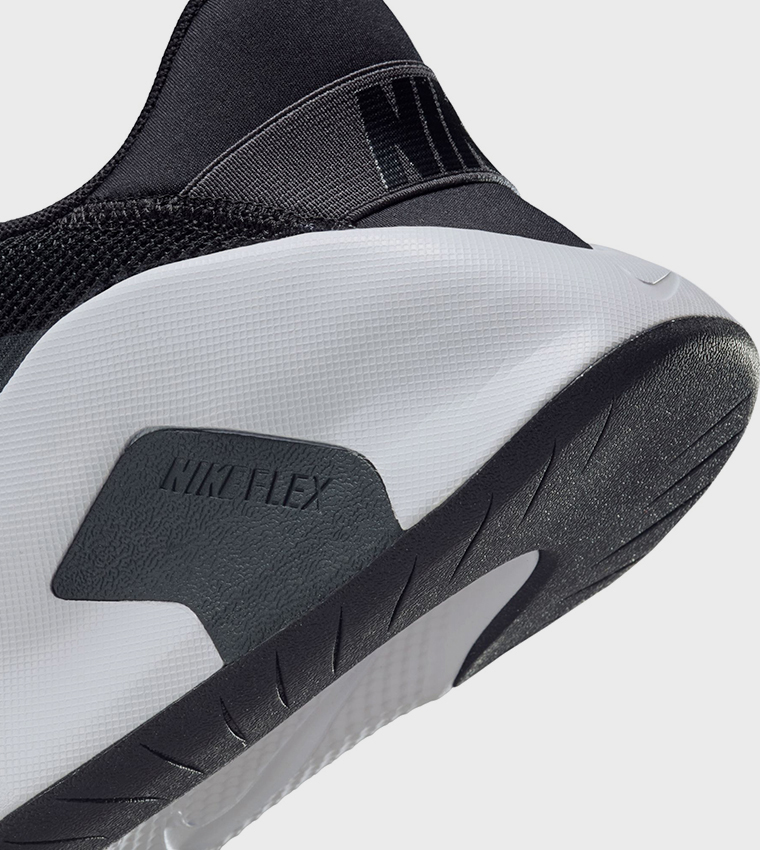 سنيكرز تدريب فليكس برباط