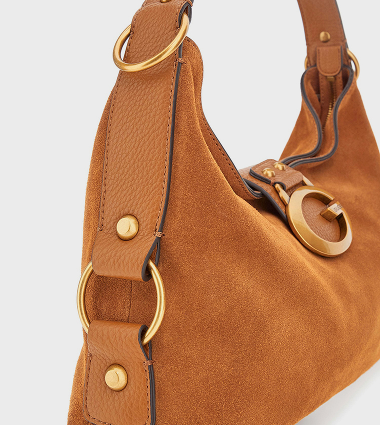 شنطة كتف كامدن بمشبك شعار