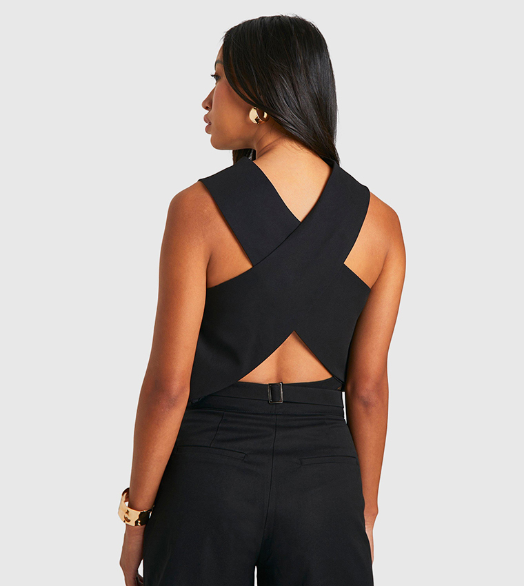 فيست منسوج مفتوح من الخلف