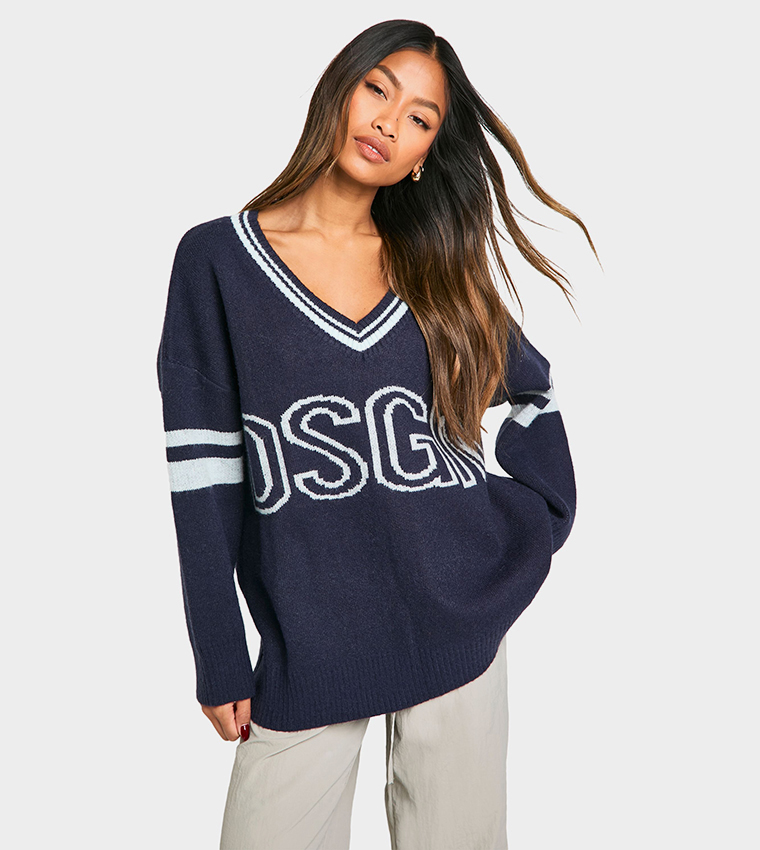 DSGN Studio V-Neck Oversized Sweater