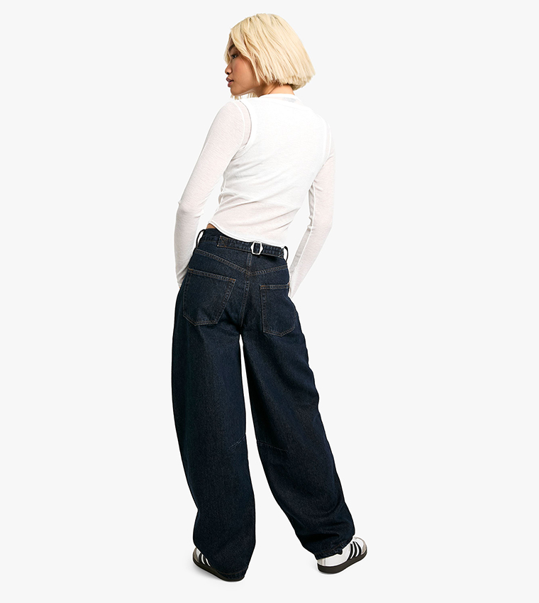 Seam Detail Tapered Fit Jeans