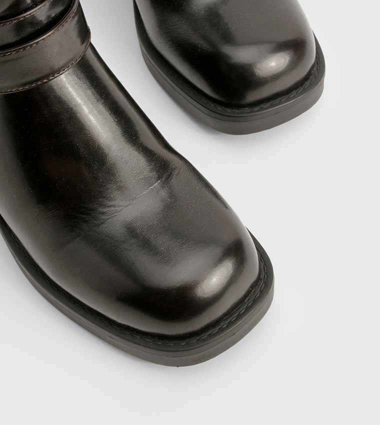 Vintage Style Buckle Detail Biker Boots