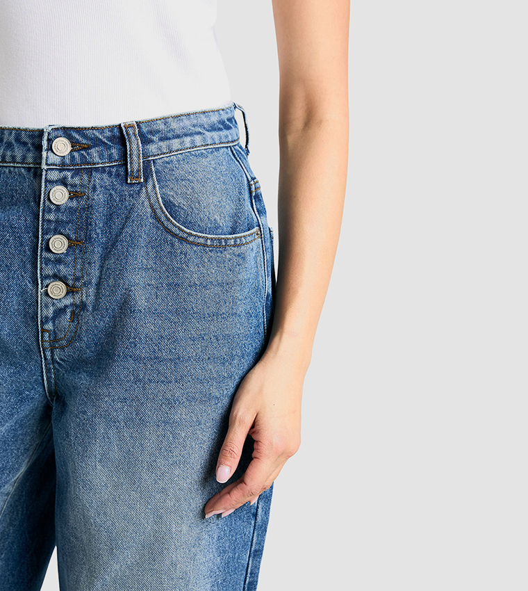 Button Detail Slouchy Fit Jeans