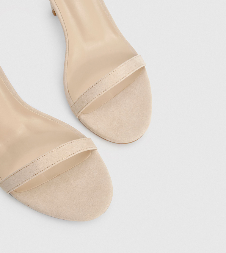 صندل بكعب وسير حول الكاحل من الشمواه الصناعي