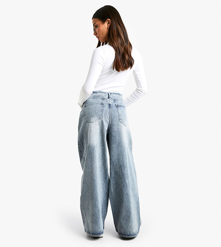 Petite Raw Waistband Wide Leg Jeans