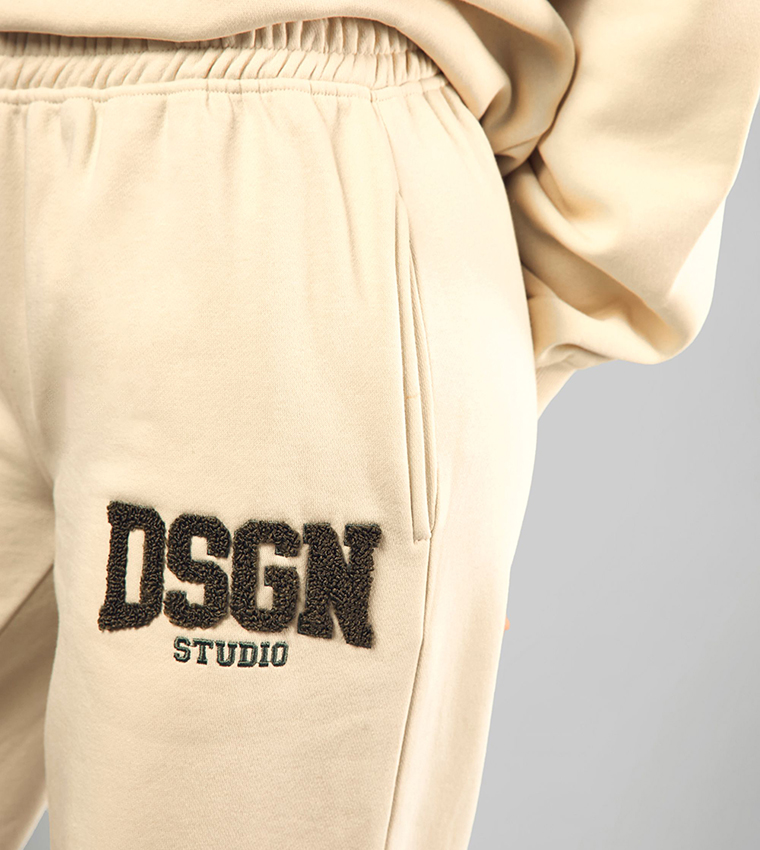 Dsgn Studio Toweling Applique Straight Fit Sweatpants