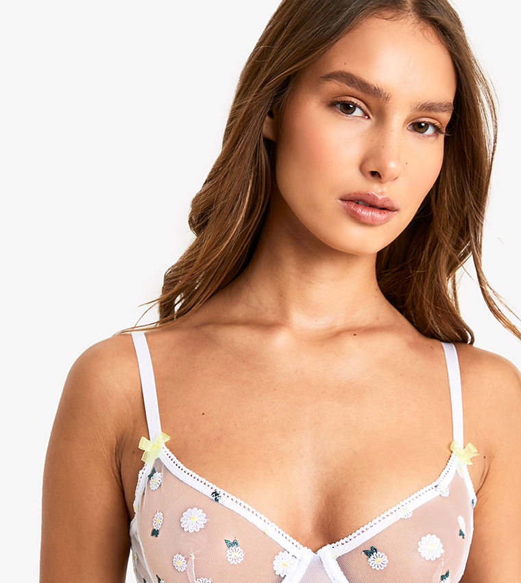 Daisy Embroidered Underwire Bra