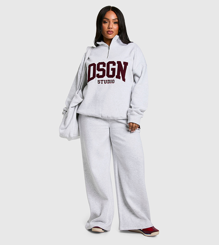 Curve Design Studio Applique Oversized Half Zip Sweatshirt