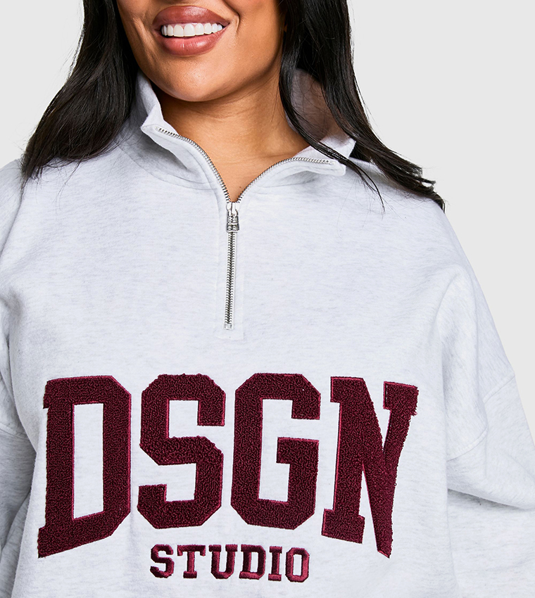 Curve Design Studio Applique Oversized Half Zip Sweatshirt