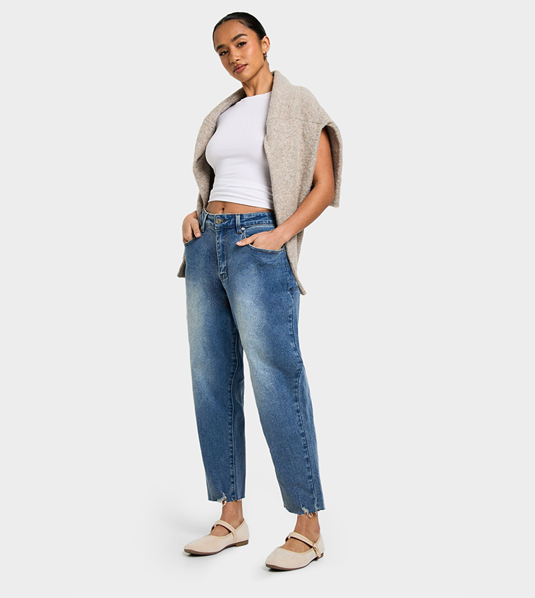 Petite Mom Fit Jeans