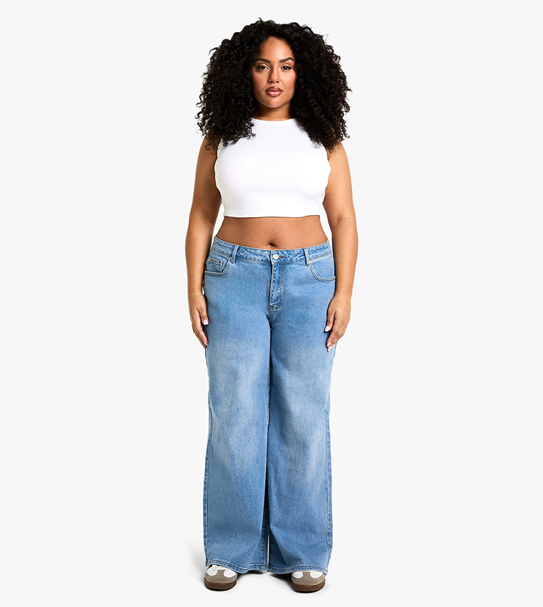 Curve Washed Boyfriend Fit Jeans