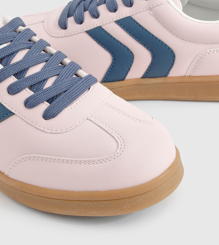 Color Block Lace Up Sneakers