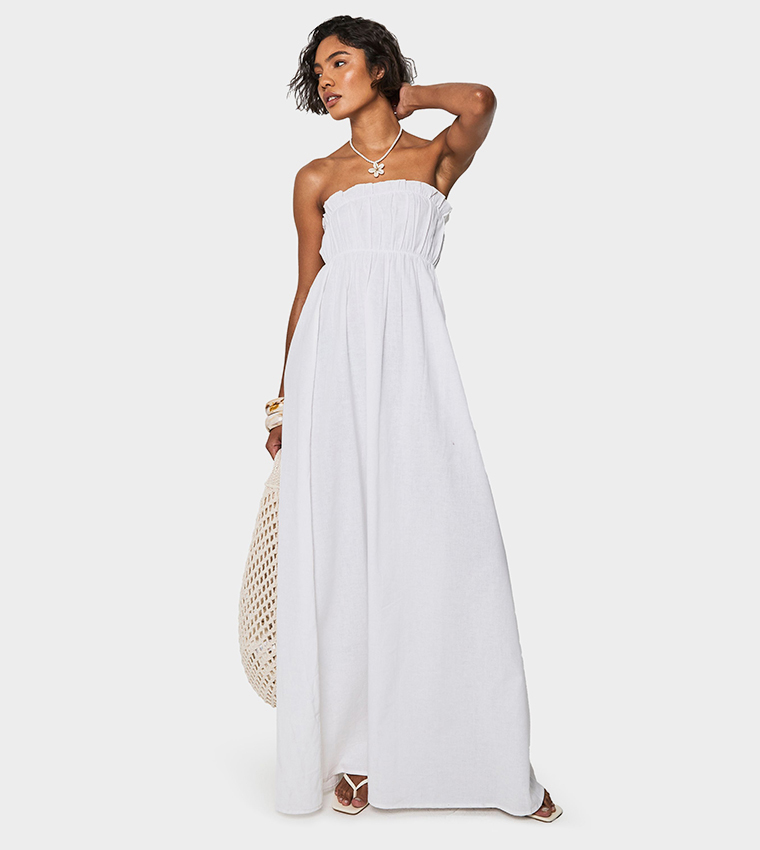 Buy Boohoo Tall Linen Shirred Bandeau Maxi Dress In White | 6thstreet Saudi  Arabia