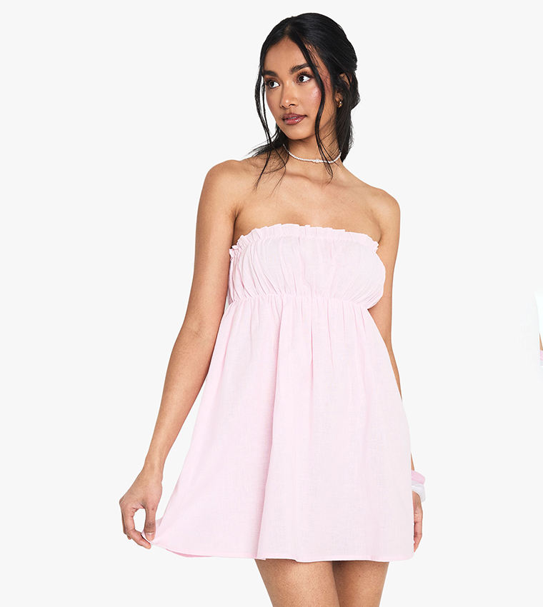 فستان قصير كتان بحمالة صدر 