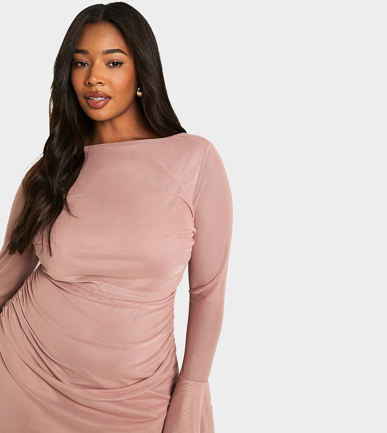 فستان ميني بأكمام واسعة للمقاسات الكبيرة 