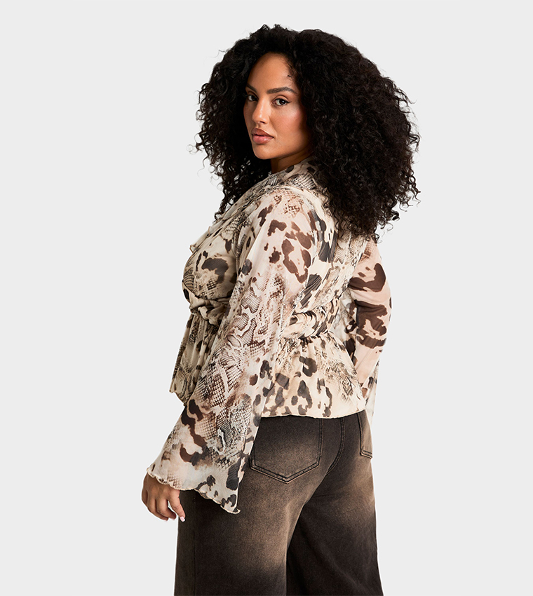 Curve Ruffle Tie Detail Flared Sleeves Top