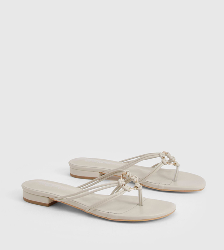 Hardware Ring Detail Toe Post Flat Sandals