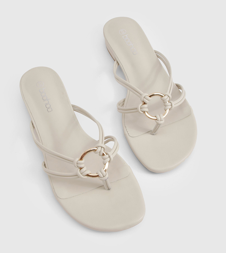 Hardware Ring Detail Toe Post Flat Sandals