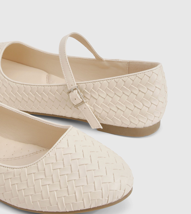 Almond Toe Mary Jane Shoes