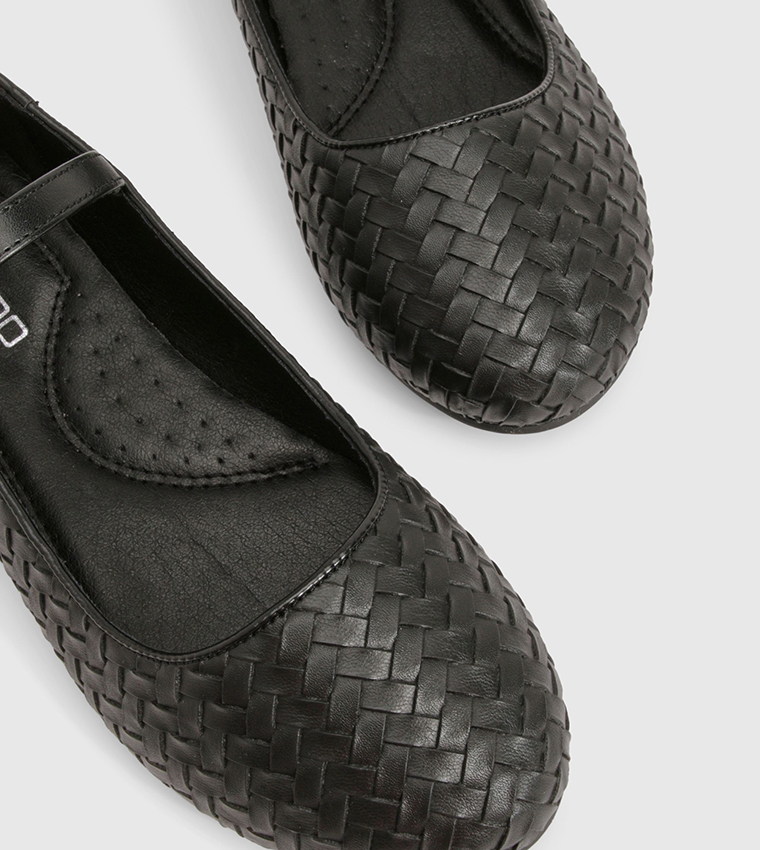 Almond Toe Mary Jane Shoes