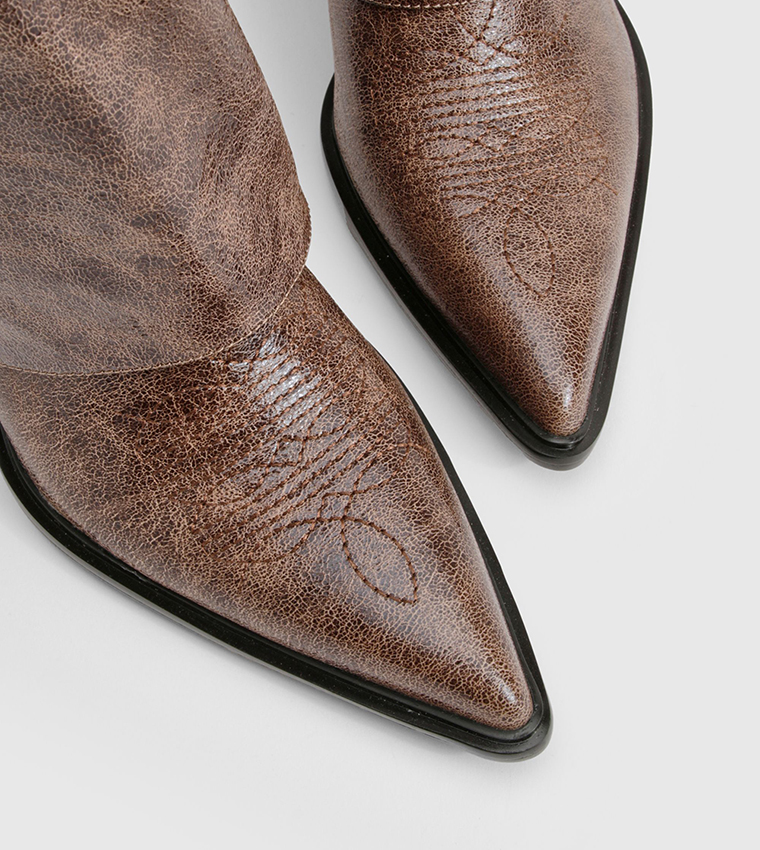 Distressed Western Heeled Cowboy Boots