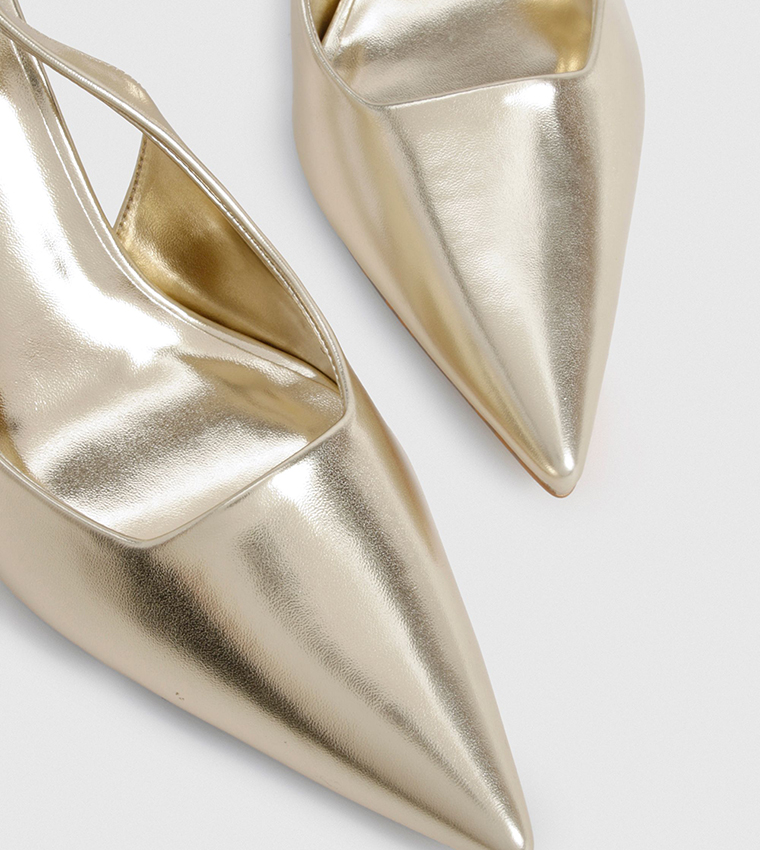 Extreme Pointed Slingback Pumps