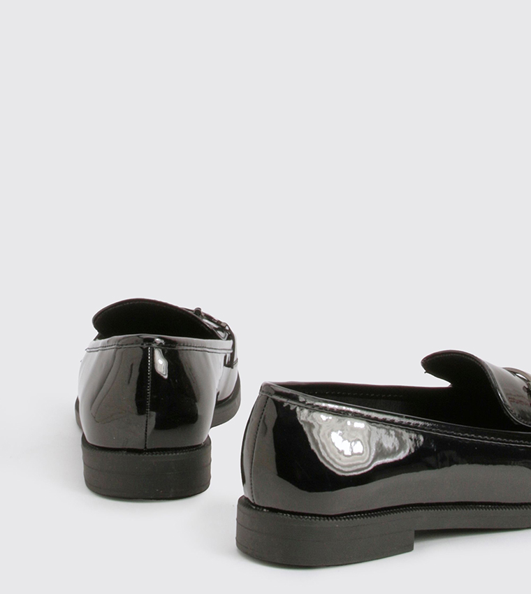 Glossy Snaffle Loafers