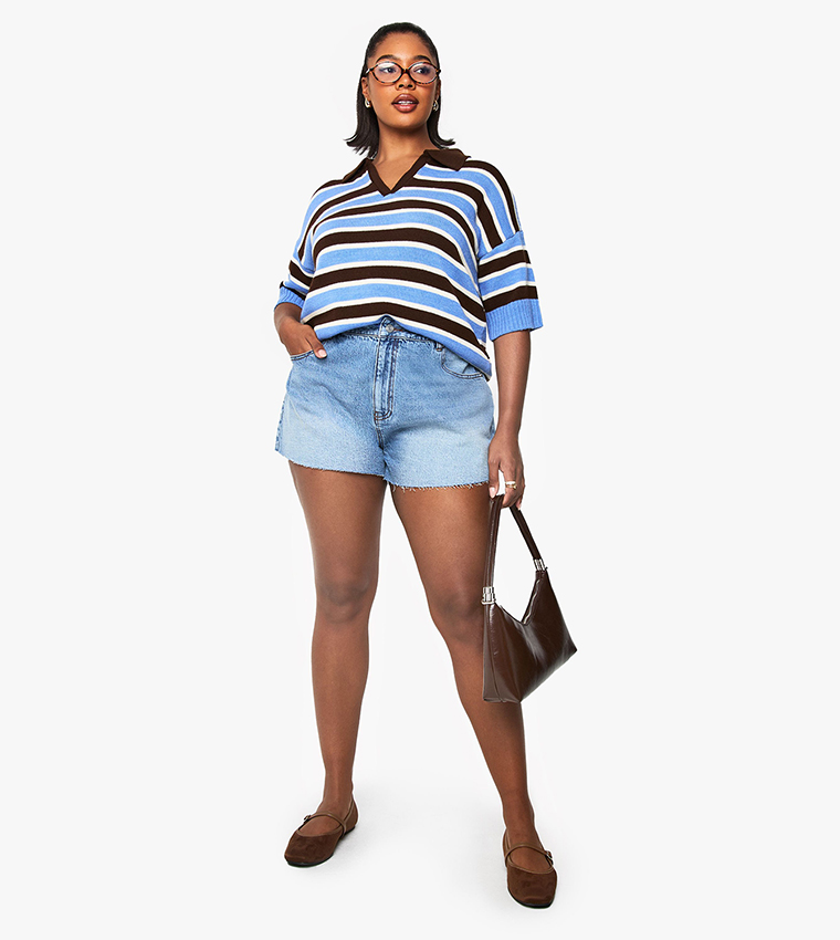 Curve Raw Hem Denim Shorts
