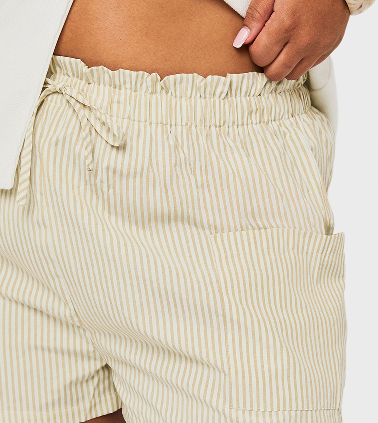 Curve Striped Drawstring Waist Flippy Shorts