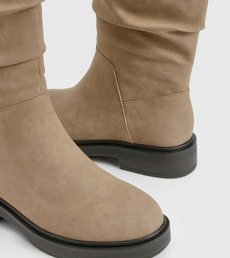 بوت فلات طويل 