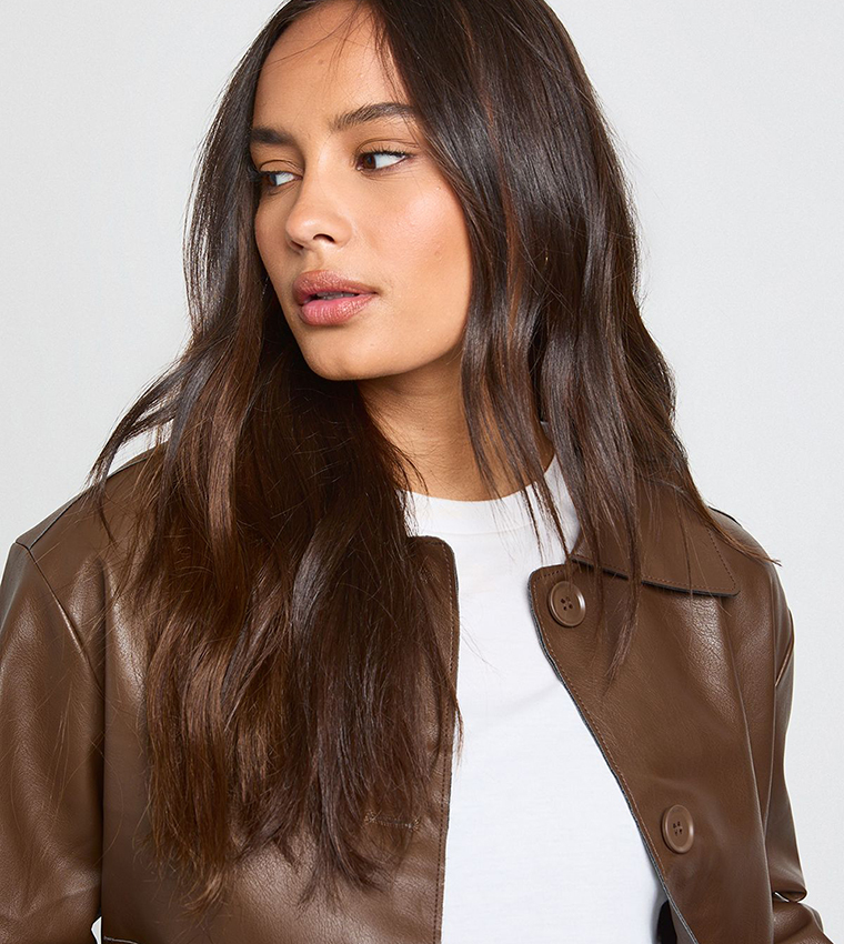 جاكيت جلد صناعي بأزرار