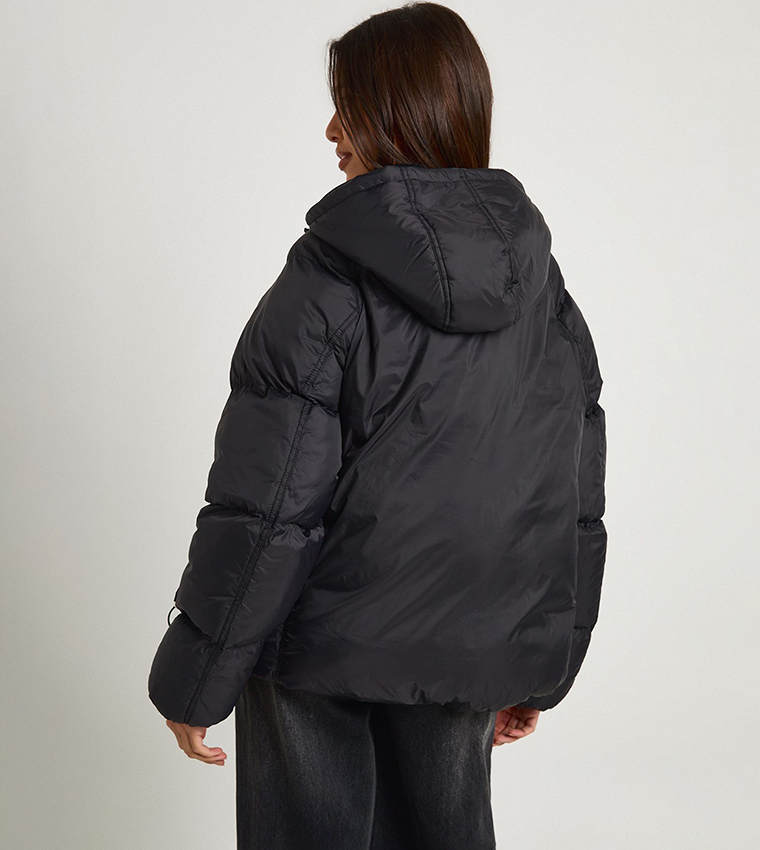 Buy Boohoo Toggle Detail Oversized Puffer Jacket In Black