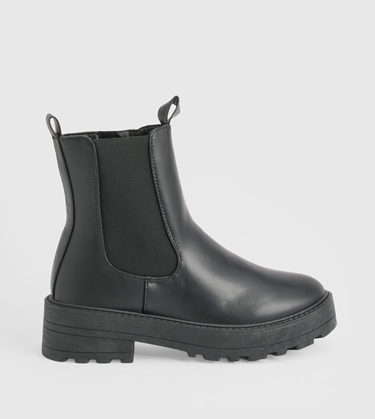 Elastic Panel Loop Chelsea Boots