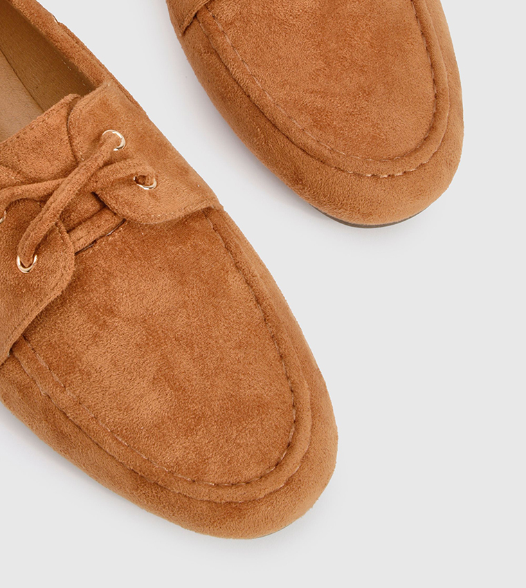 Solid Round Toe Loafers