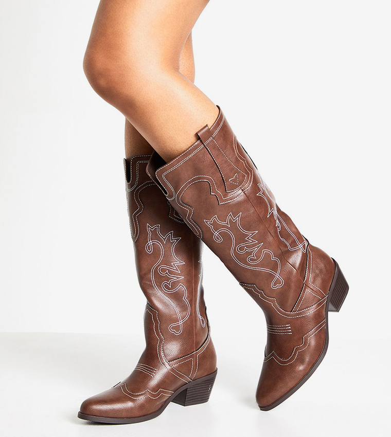 Embroidery Detail Western Cowboy Boots