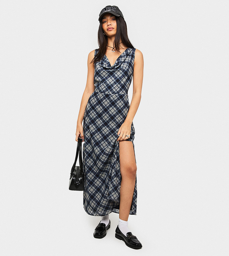 فستان ميداكسي شيفون كاروهات بياقة متدلية