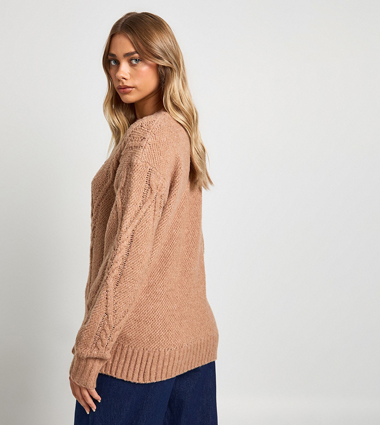 سويتر محبوك ناعم جداً بقبة عالية 