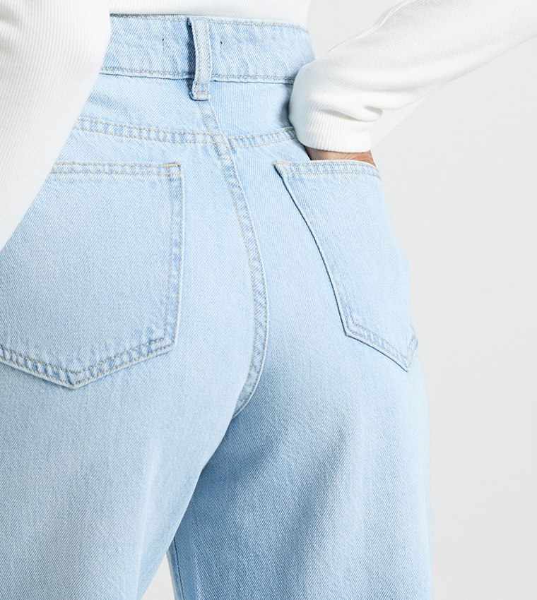 بنطال جينز مغسول بخصر عالي