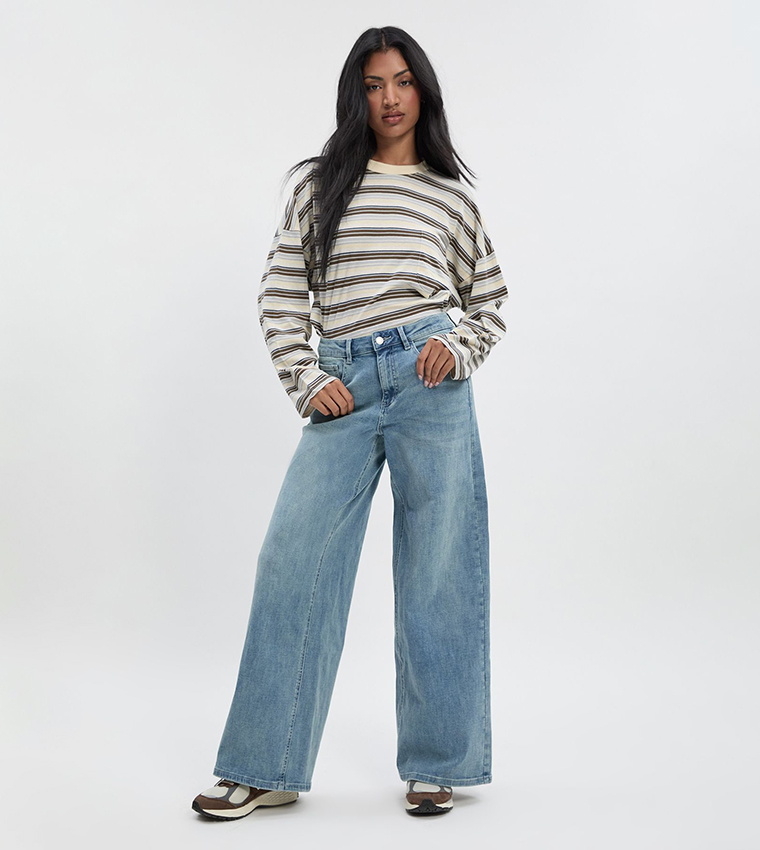 بنطال جينز واسع مبطن بخصر متوسط 