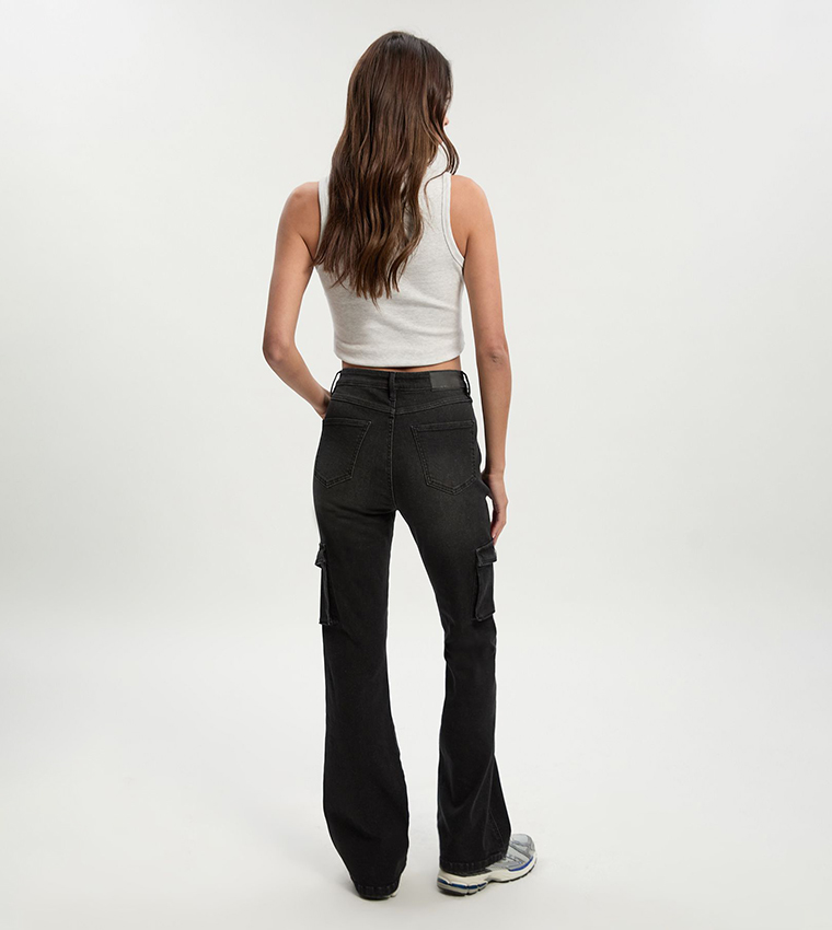 Mid Waist Cargo Flared Jeans
