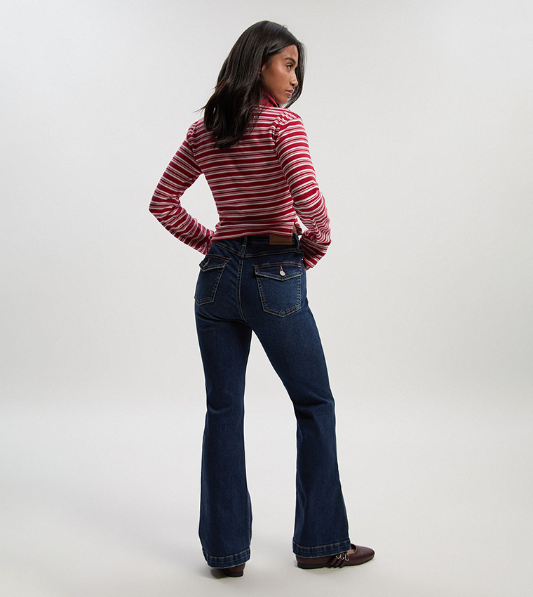 Petite Mid Rise Flared Jeans