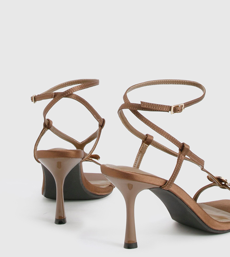 Strappy Hardware Detail Heeled Sandals