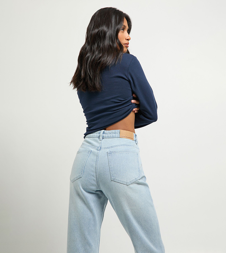 بنطال جينز واسع بخصر عالي للمقاسات الصغيرة 