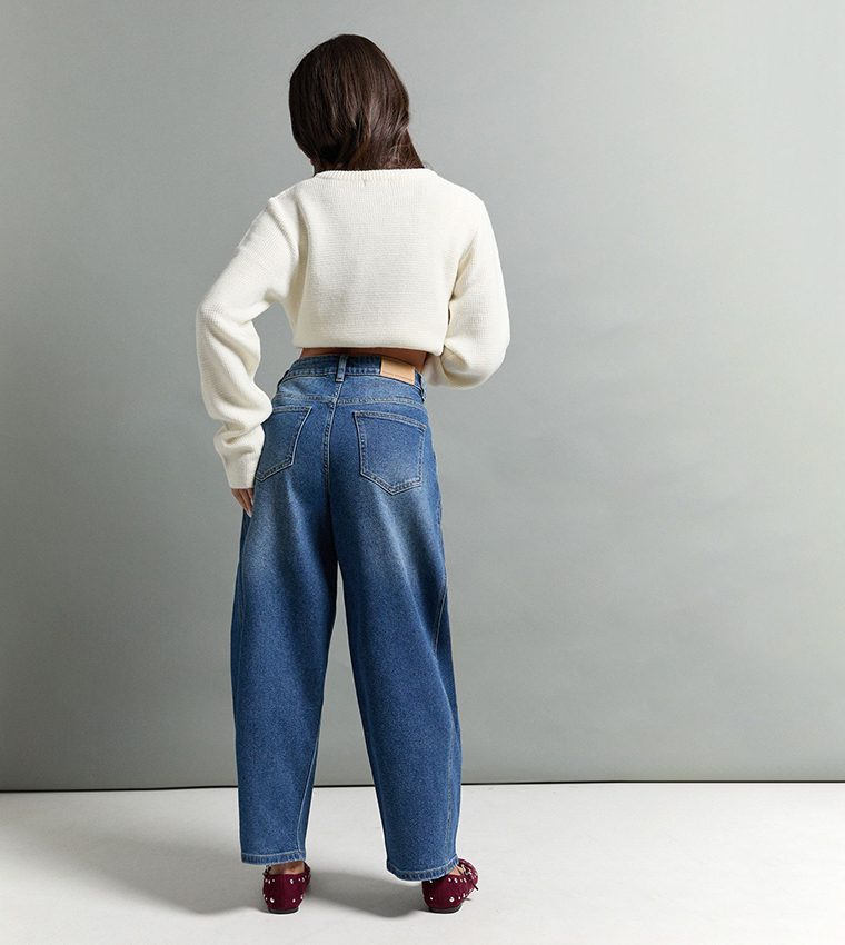 Petite Mid Waist Barrel Jeans